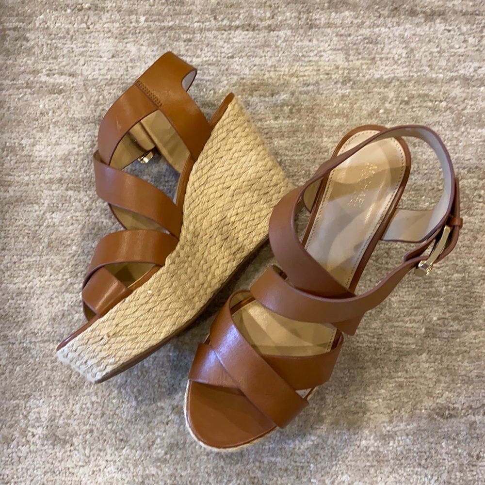 Michael Kors 9.5 wedge